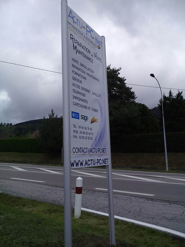 Panneaux d'information entreprise